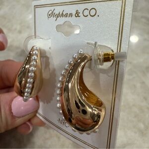 Stephen & CO earrings